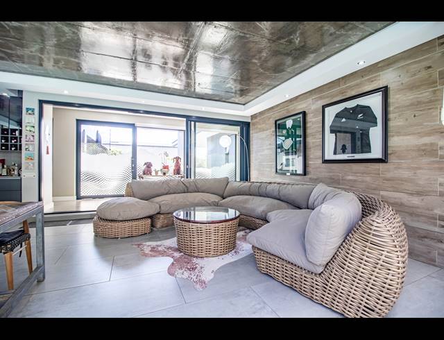 3 BEDROOM HOUSE FOR SALE IN STEYN CITY